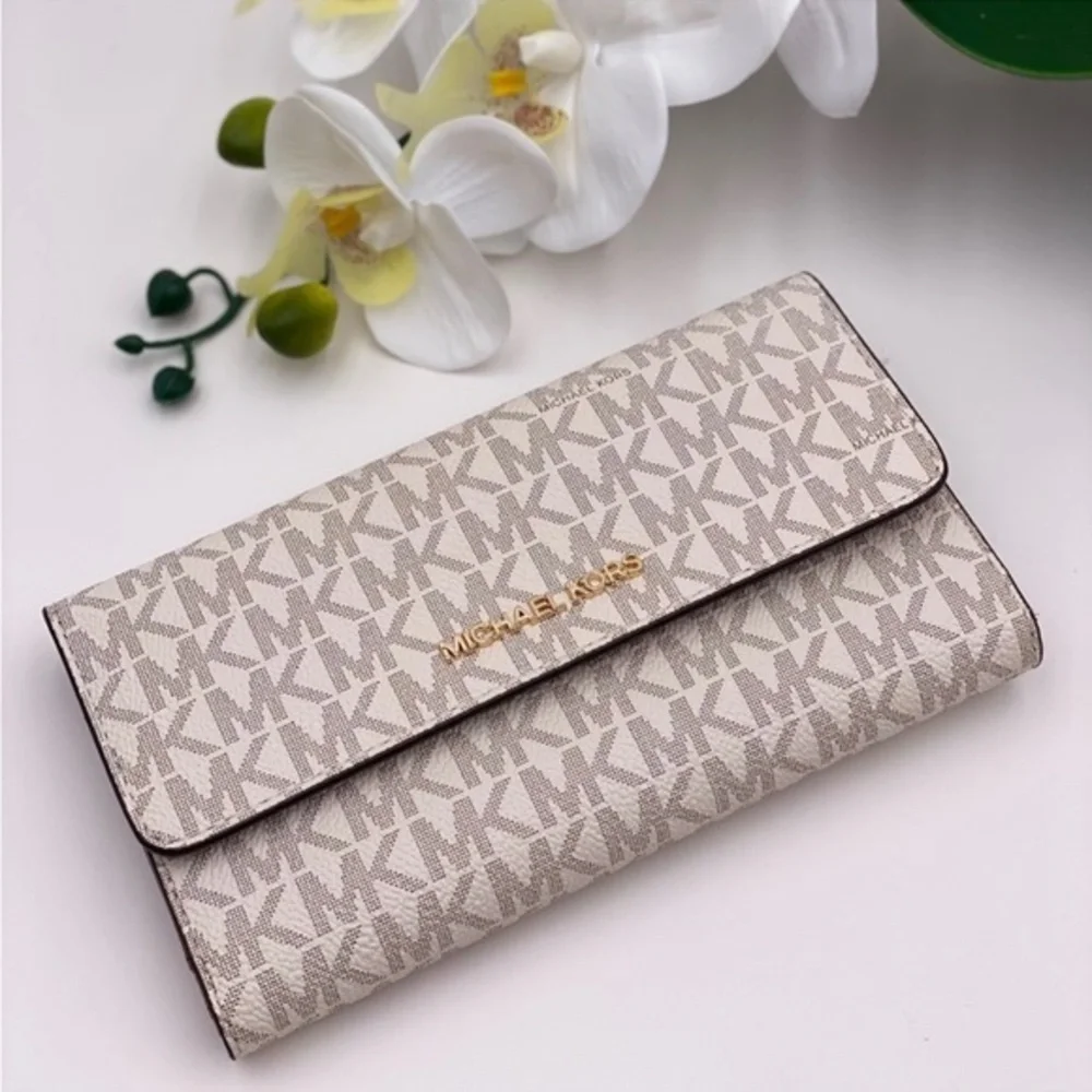 Michael Kors Trifold Wallet Vanilla